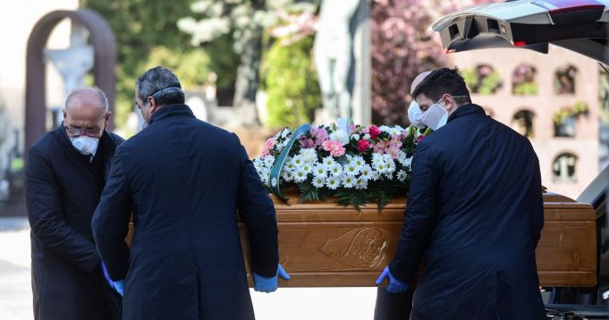 Σοκ! “Κρυφοί” θάνατοι επωνύμων απο κοροναϊό-Δραματική κραυγή απο τον γιατρό Χατζηγεωργίου,λίγο πριν πεθάνει απο τον φονικό ιό…