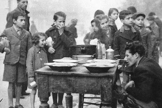 SOS!Μαυραγορίτες στην αγορά και στα σούπερ μάρκετ γδύνουν τον κόσμο με πρόσχημα τον κοροναϊό!..