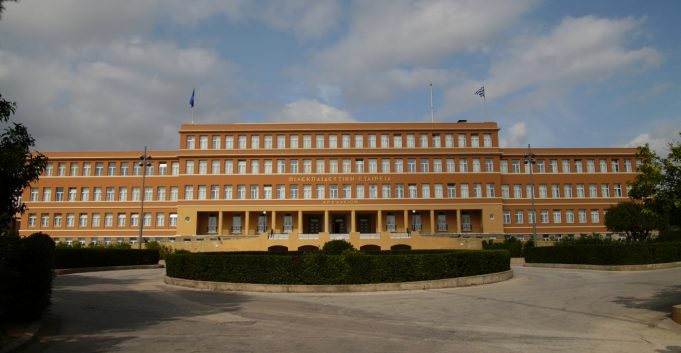 “Μου επιτέθηκε μέσα στο Αρσάκειο”…Και ύστερα νύχτωσε και βγήκαν τα…μαχαίρια! Απίστευτη προφητεία Λιγνάδη για “σκοτεινά απωθημένα”!Στο βάθος ο Εισαγγελέας σιγοσφυρίζει…