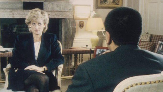 Νταϊάνα:Αντί να πλένει πιάτα και να μεγαλώνει παιδιά,έψαχνε ποιά είναι στο κρεβάτι με τον Κάρολο!