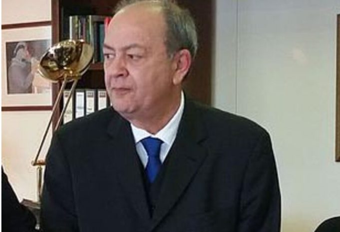 Επιστολή -σοκ στον Πρωθυπουργό από τον πρεσβευτή που “τσάκωσε” τους μιζαδόρους στα πράσα και τους έστειλε Κορυδαλλό