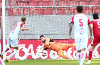 Ποδοσφαιρικό υπερθέαμα στα γήπεδα με γκολάρες-Νίκησε η Εθνική μπασκετ