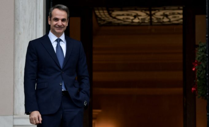 Νίκος Νικολόπουλος: Είναι ψευτράκος , ανίκανος, άχρηστος, επικίνδυνος πρωθυπουργός;Η απλώς πρίγκηπας με τα χέρια μόνιμα στις τσέπες;