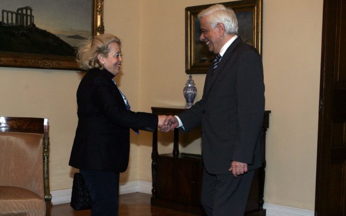 Η κυνική πολιτική εκτέλεση της π.Προέδρου και Πρωθυπουργού κ.Θάνου και η δικαστική Ανάστασή της!..