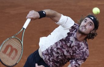 O Τσιτσιπάς προκρίθηκε-οι Ελληνες τα καταφέρνουν καλά!