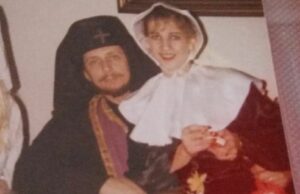 H “πολιτική εκπόρνευση”,ο “επιχειρηματικός γκαγκστερισμός”,τα σούπερ βραβεία δημοσιογραφίας και ο δολοφονημένος απο το γυιό του δημοσιογράφος(!..) της Γλυφάδας!