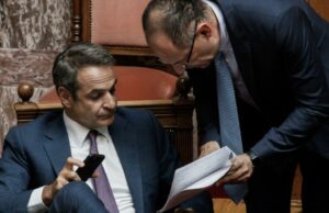 O Κυριάκος τα…γατάκια του,ο γαμπρός-υπουργός και η θηλιά στο λαιμό του για τα Τέμπη απο τη ΓΕΚ ΤΕΡΝΑ της Προεδρίνας μας !..