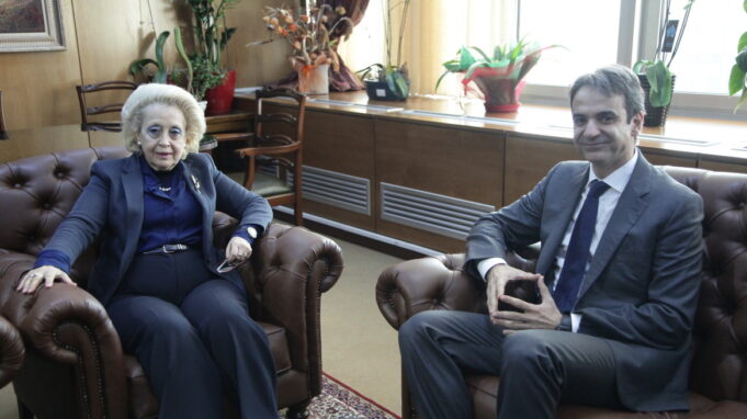 Η Νοβάρτις,το έγκλημα των Τεμπών,οι συκοφαντίες κατά της π.προέδρου του Αρείου Πάγου για χρηματισμό από τον Βγενόπουλο και ο υποκριτής κ.Μητσοτάκης!